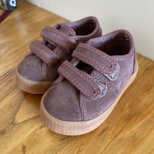 Like new! Zara toddler size 19 shoes